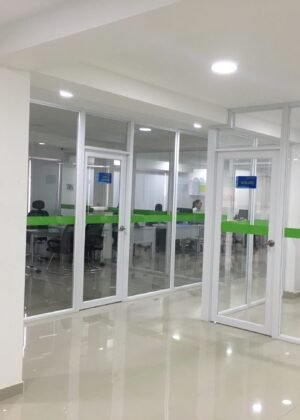 Piso Techo en vidrio y aluminnio