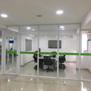 Piso Techo en vidrio y aluminio
