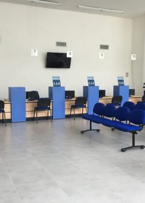 Puestos de atención al cliente(1)