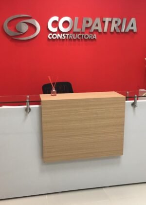 Recepción en formica